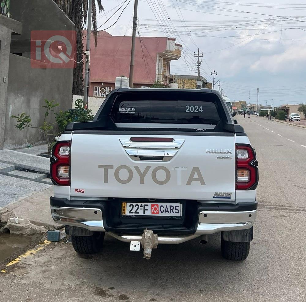 تويوتا هايلوكس